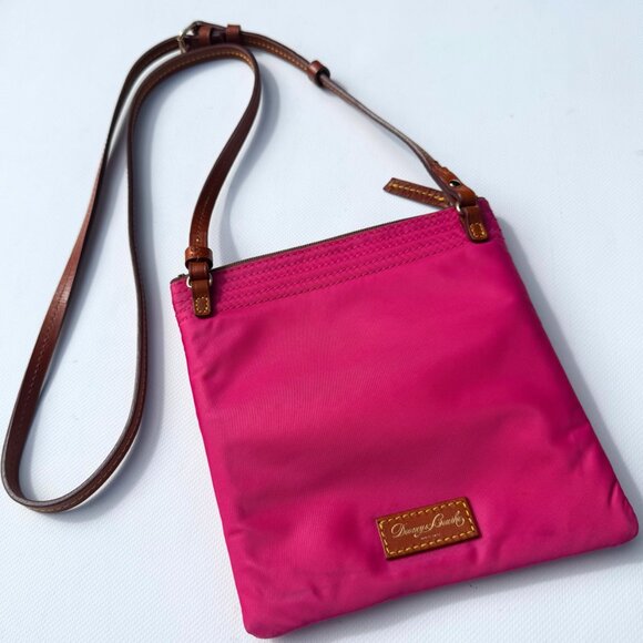 Vintage Dooney & Bourke North South Triple Zip Crossbody – Pink Nylon - Picture 4 of 12